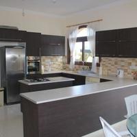 House in Republic of Cyprus, Lemesou, Nicosia, 500 sq.m.