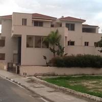 Вилла на Кипре, Лимасол, Никосия, 1240 кв.м.