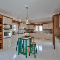 Вилла на Кипре, Лимасол, Никосия, 350 кв.м.