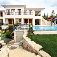 Villa in Republic of Cyprus, Eparchia Pafou, 404 sq.m.