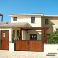 Townhouse in Republic of Cyprus, Eparchia Pafou, Nicosia, 102 sq.m.