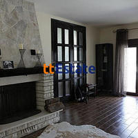 Villa at the first line of the sea / lake in Montenegro, 275 sq.m.