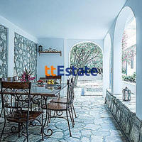 Дом в Черногории, 270 кв.м.