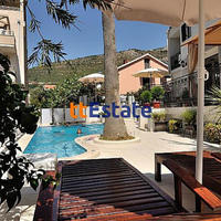 Другая коммерческая недвижимость в Черногории, 1330 кв.м.