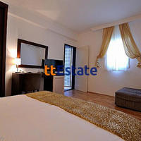 Другая коммерческая недвижимость в Черногории, 1330 кв.м.