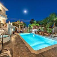 Villa in Republic of Cyprus, Lemesou, 585 sq.m.