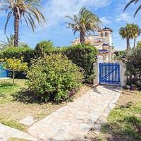 Villa in Spain, Comunitat Valenciana, Alicante, 196 sq.m.