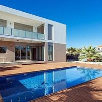 Villa in Spain, Comunitat Valenciana, Alicante, 400 sq.m.