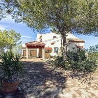 Villa in Spain, Comunitat Valenciana, Alicante, 250 sq.m.