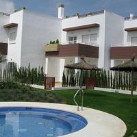 Bungalow in Spain, Comunitat Valenciana, Alicante, 77 sq.m.