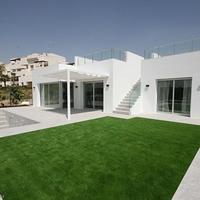 Villa in Spain, Comunitat Valenciana, Alicante, 123 sq.m.