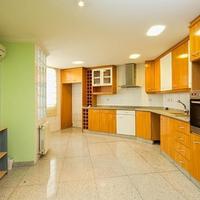 Apartment in Spain, Comunitat Valenciana, Alicante, 215 sq.m.