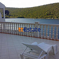 Квартира на второй линии моря/озера в Черногории, 104 кв.м.