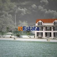 Дом на первой линии моря/озера в Черногории, 55 кв.м.