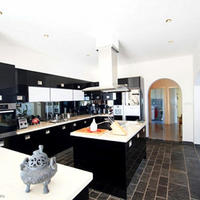 Villa in Republic of Cyprus, Eparchia Pafou, Nicosia, 450 sq.m.