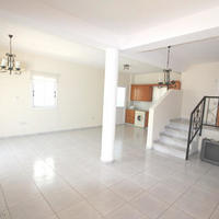 Townhouse in Republic of Cyprus, Eparchia Pafou, Nicosia, 135 sq.m.