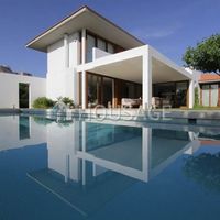 Villa in Republic of Cyprus, Lemesou, 590 sq.m.
