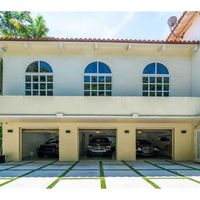 House in the USA, Florida, Coral Gables, 882 sq.m.