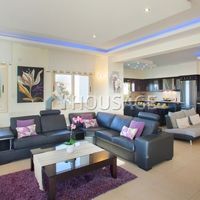 Villa in Republic of Cyprus, Eparchia Pafou, 365 sq.m.