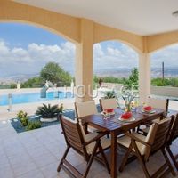 Villa in Republic of Cyprus, Eparchia Pafou, 365 sq.m.