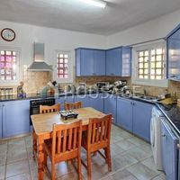 Villa in Republic of Cyprus, Eparchia Pafou, 183 sq.m.