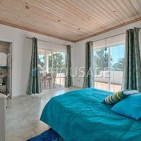 Villa in Republic of Cyprus, Eparchia Larnakas, 480 sq.m.