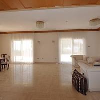 Villa in Republic of Cyprus, Lemesou, 594 sq.m.