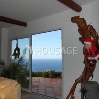 Villa in Spain, 300 sq.m.