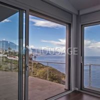 Villa in Spain, Canary Islands, Santa Cruz de Tenerife, 900 sq.m.