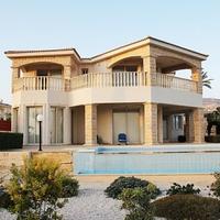 Villa in Republic of Cyprus, Eparchia Pafou, Nicosia, 200 sq.m.