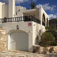 Villa in Republic of Cyprus, Eparchia Pafou, Nicosia, 140 sq.m.