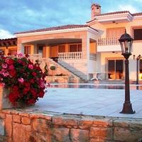 Villa in Republic of Cyprus, Eparchia Pafou, Nicosia, 550 sq.m.