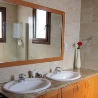 Вилла на Кипре, Пафос, Никосия, 220 кв.м.