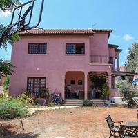 Villa in Republic of Cyprus, Eparchia Pafou, Nicosia, 500 sq.m.
