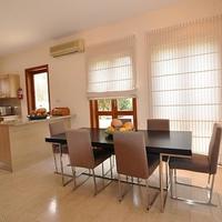 Villa in Republic of Cyprus, Eparchia Pafou, Nicosia, 210 sq.m.