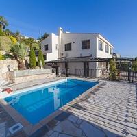 Villa in Republic of Cyprus, Eparchia Pafou, Nicosia, 226 sq.m.