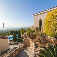 Villa in Republic of Cyprus, Eparchia Pafou, Nicosia, 226 sq.m.