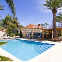 Вилла в Испании, Канарские Острова, Санта-Крус-де-Тенерифе, 9485 кв.м.