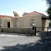 Bungalow in Republic of Cyprus, Eparchia Pafou, Nicosia, 134 sq.m.