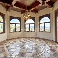 Villa in Spain, Andalucia, 880 sq.m.