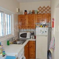 Flat at the second line of the sea / lake, in the suburbs in Republic of Cyprus, Eparchia Pafou, 70 sq.m.