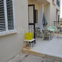 Flat in Republic of Cyprus, Eparchia Pafou, 70 sq.m.
