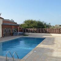 Flat in Republic of Cyprus, Eparchia Pafou, 70 sq.m.