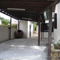 House in the suburbs in Republic of Cyprus, Eparchia Pafou, Paphos, 180 sq.m.