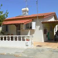 House in Republic of Cyprus, Eparchia Pafou, 90 sq.m.
