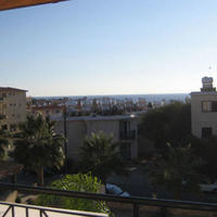 Квартира на второй линии моря/озера на Кипре, Пафос, 80 кв.м.