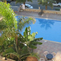 Квартира на второй линии моря/озера на Кипре, Пафос, 80 кв.м.