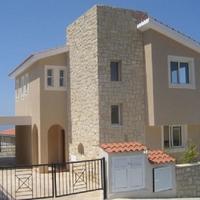 House in the suburbs in Republic of Cyprus, Eparchia Pafou, Paphos, 140 sq.m.