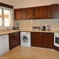 Villa in the suburbs in Republic of Cyprus, Eparchia Pafou, 400 sq.m.