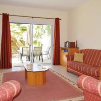 Таунхаус на второй линии моря/озера на Кипре, Пафос, 125 кв.м.